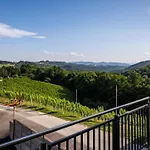 Weingut Birnstingl * Gamlitz